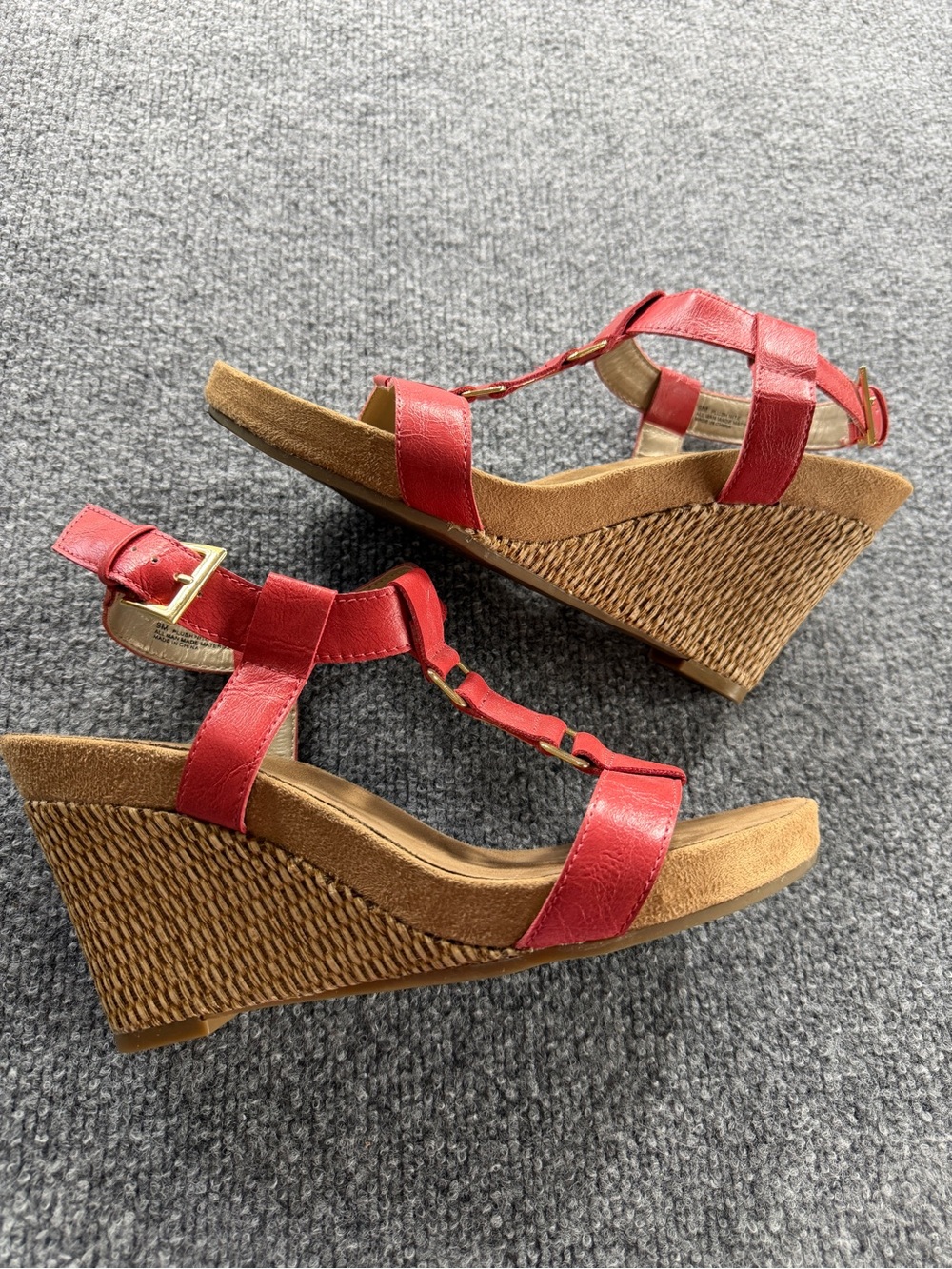 Pink and Gold Strappy 4” Wedge Sandals A2 by Aerosoles Size 9 Women